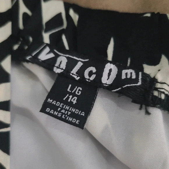 Volcom Pullover Dress - Picture 3 of 6